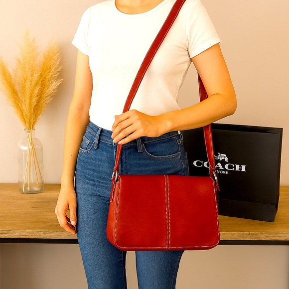 Coach Legacy Hampton Flap Crossbody Bag 9570 ***pristine condition *** - Picture 1 of 9